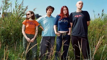 Momma Discusses Friendship, New Album, and the Complexities of Touring